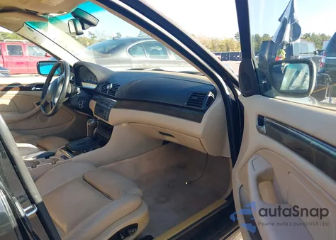 2004 BMW 325Xi z USA, uszkodzony, nr VIN WBAEU33454PR06374